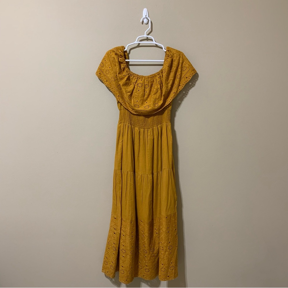 NAOO Nation AK Outfits Off-The-Shoulder Tiered Shirred Maxi Dress-Size M NWT